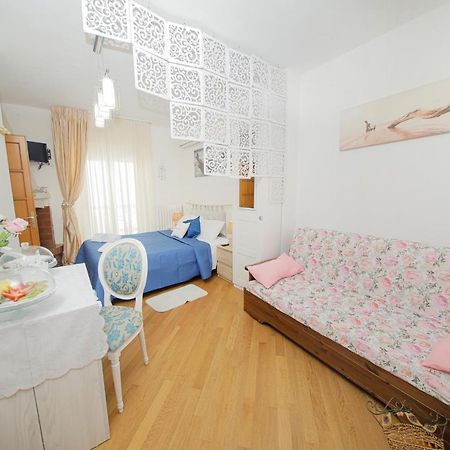 Io, Te E Il Mare Hotel Полиняно а Маре Екстериор снимка