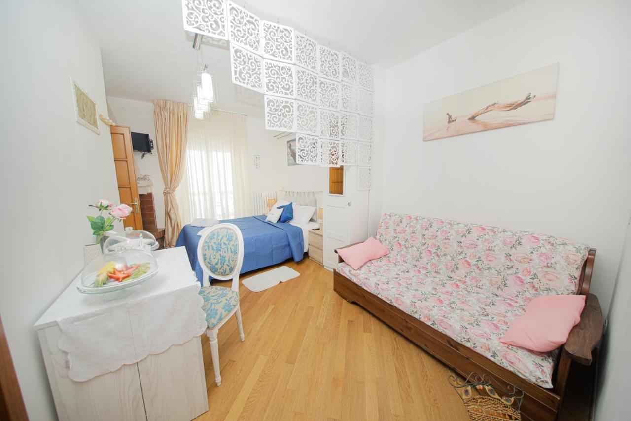 Io, Te E Il Mare Hotel Полиняно а Маре Екстериор снимка