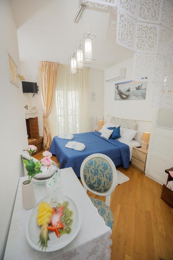 Io, Te E Il Mare Hotel Полиняно а Маре Екстериор снимка